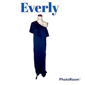 Everly One Shoulder Maxi Dress